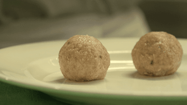Meatballs on a white plate