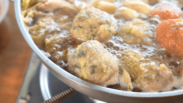 만두가 들어간 한국식 전골