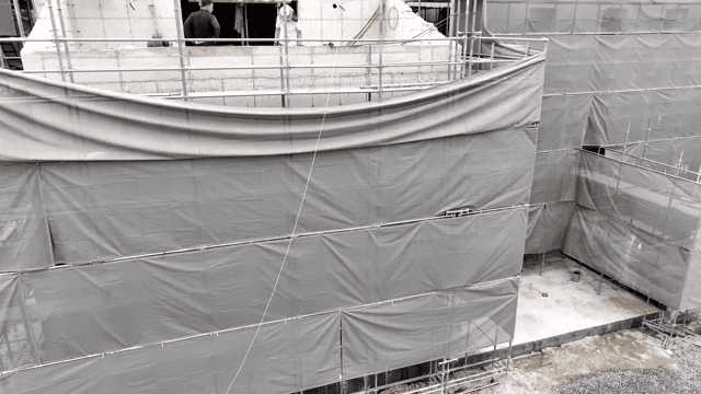 비계가 설치된 건물 공사 현장