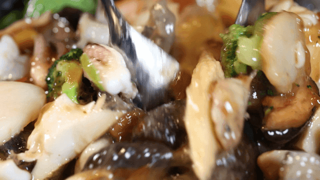 Jeon Ga Bok containing various vegetables and seafood
