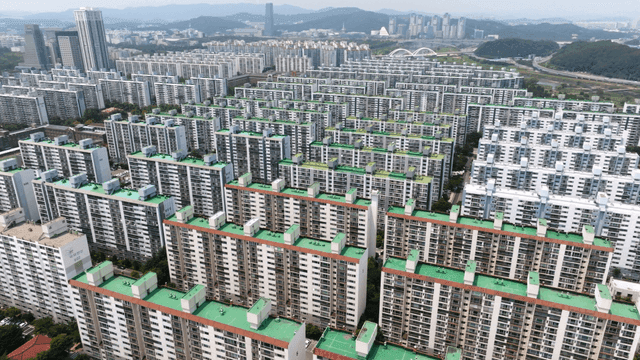 Aerial view of a large apartment complex