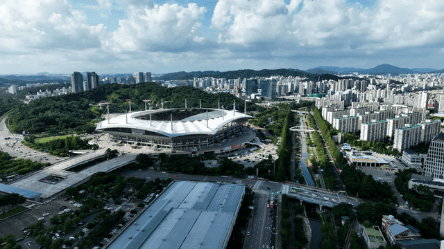 Large stadium located in city center