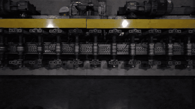 공장 환경의 산업 기계