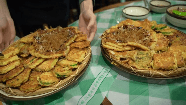 식당에서 서빙되는 한국 전