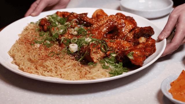 Spicy braised chicken and noodle dishes