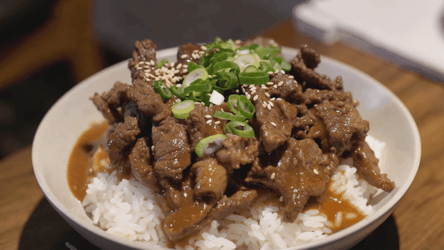 Beef bulgogi rice bowl