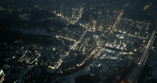 밤의 번화한 도시 풍경