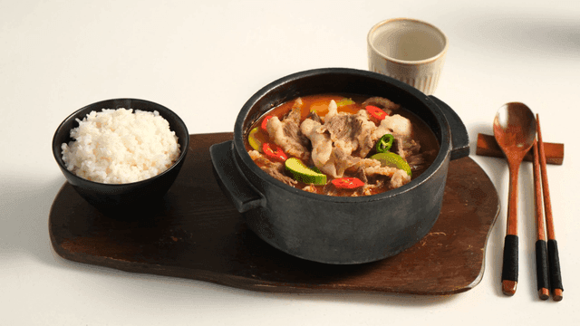 Beef soybean paste stew served with rice