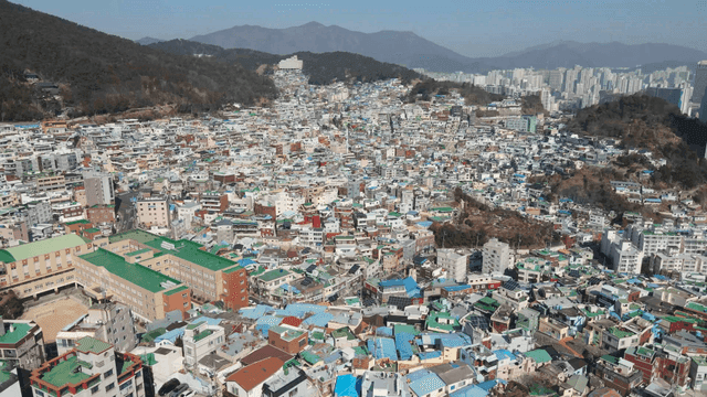 Cityscape with colorful roofs1