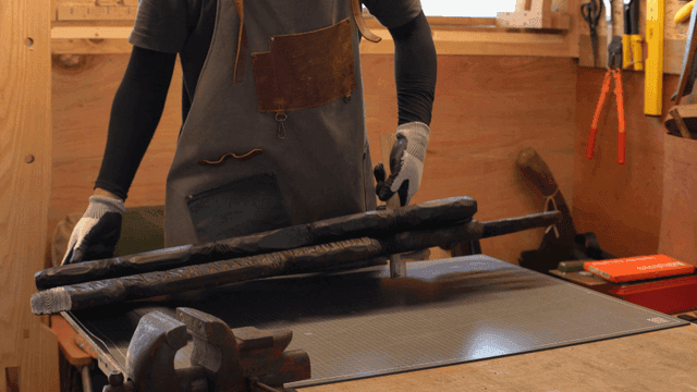 목재를 다루는 장인