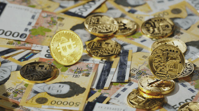 한국 원화 지폐와 암호화폐 동전