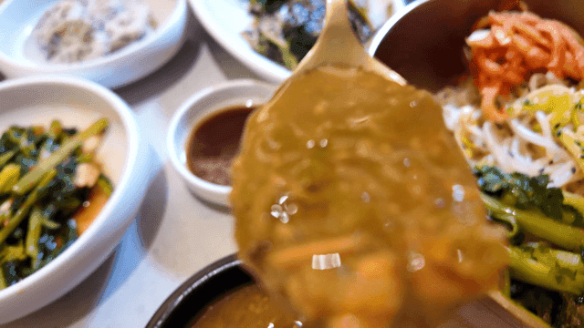 Korean soybean paste soup and bibimbap