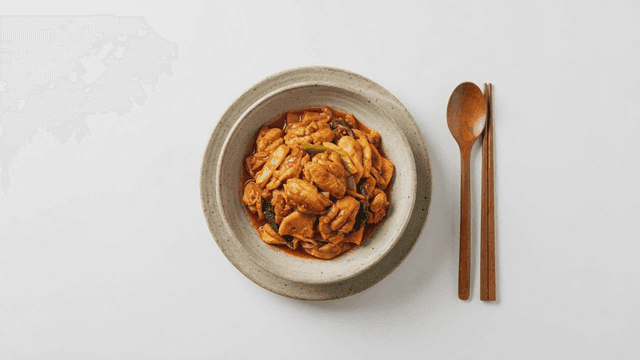Bowl of spicy dakgalbi