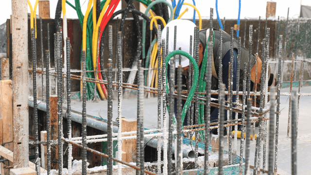 Construction worker at a building site
