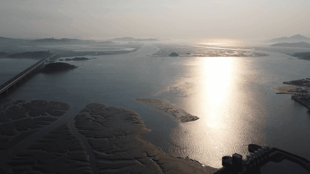 Wide sea with bridges and islands