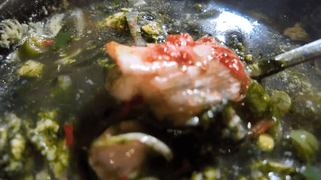 Maesaengi oyster stew with kimchi