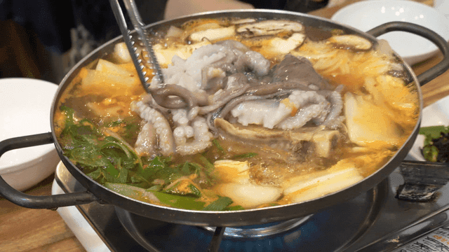 Galbi Jeonbok with live octopus
