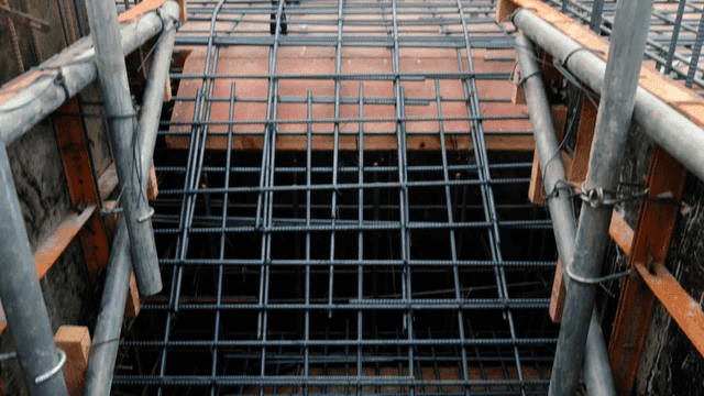 Rebar structure at a construction site