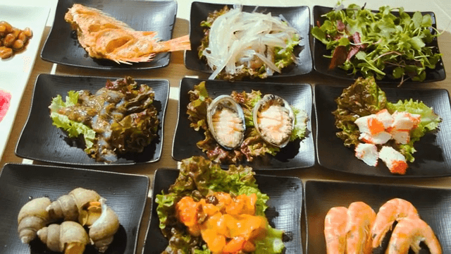 다양한 해산물 요리