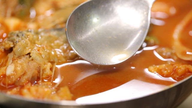 숟가락으로 뜨는 삼숙이탕