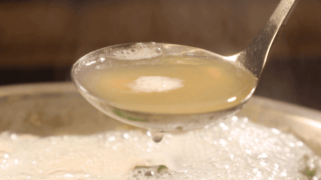 Ladle for scooping up clear anglerfish soup broth