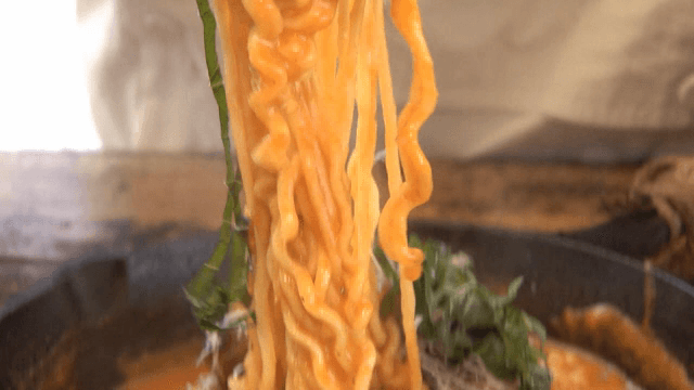 Korean style tomato sauce ramyeon