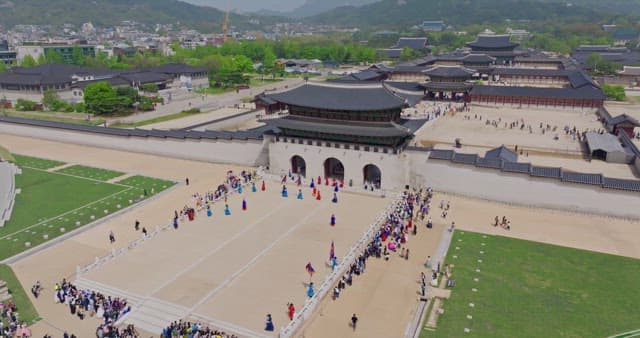 Traditional ceremony at Gyeongbokgung Palace