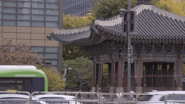 Traditional Korean pavilion in the city