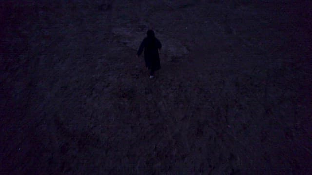 저녁 산책길에서 내려다본 불 밝힌 마을