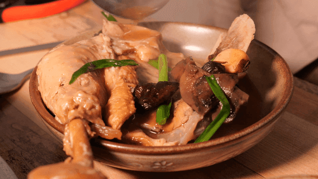 Samgyetang with herbal ingredients and broth