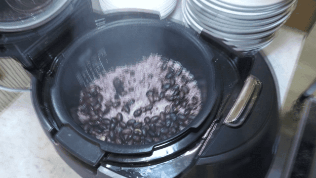 Warm rice with beans filling rice cooker
