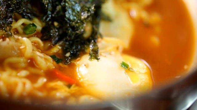 Hand-pulled dough ramyeon with seaweed and egg