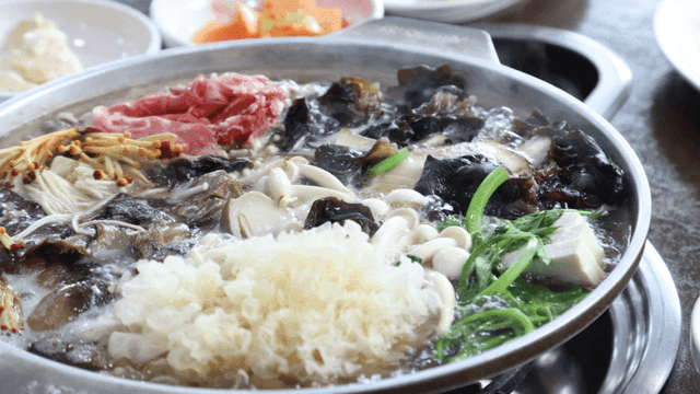 Mushroom stew with various ingredients