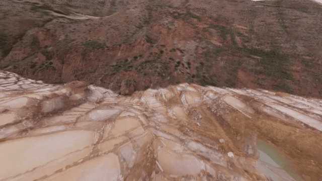 산악 지역의 계단식 염전