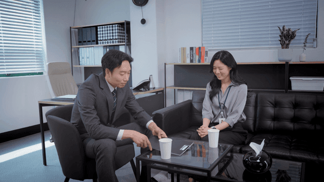 집중적인 토론이 있는 사무실 회의