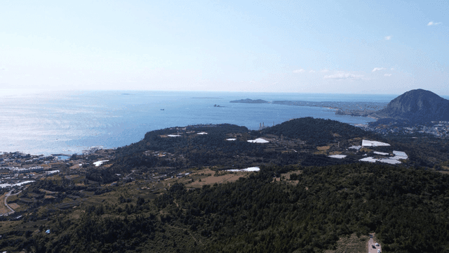 Coastal scenery with mountains