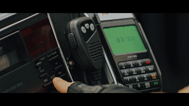 Taxi car radio and payment terminal