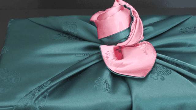 Traditional Korean bojagi knots