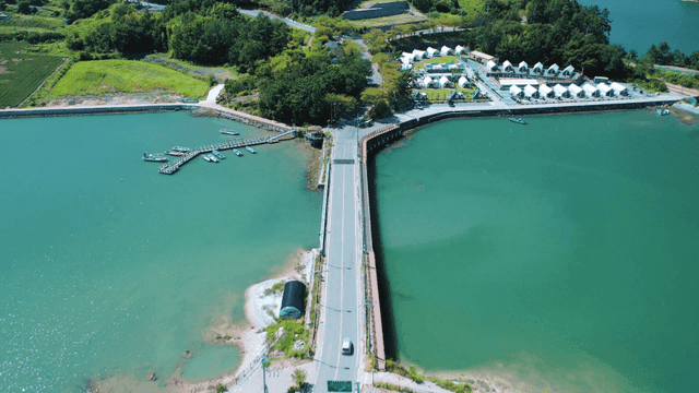 Coastal area with bridges connecting islands