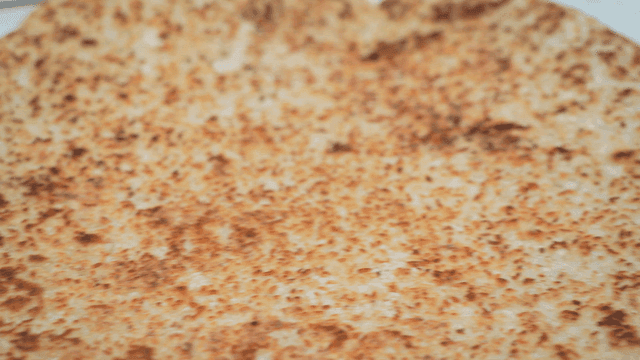 Crispy scorched rice on tray