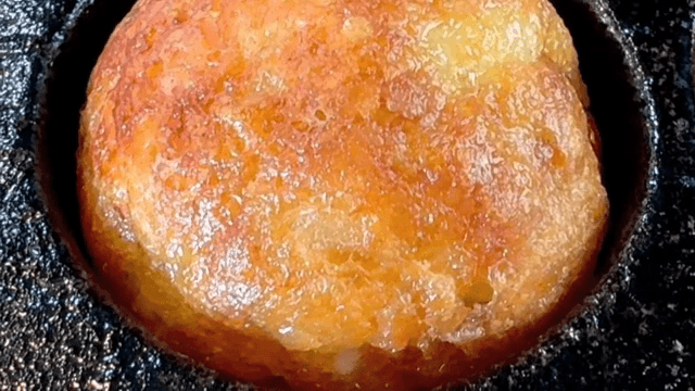 뜨거운 철판 위의 타코야키