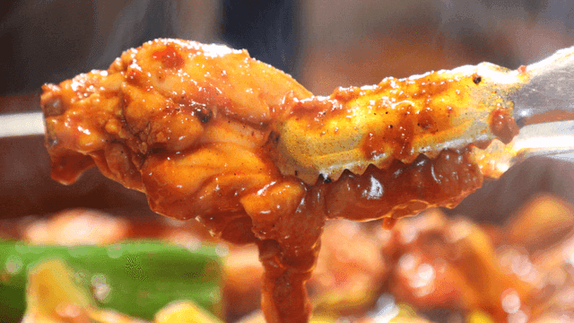 Chicken Jjagli legs with tongs