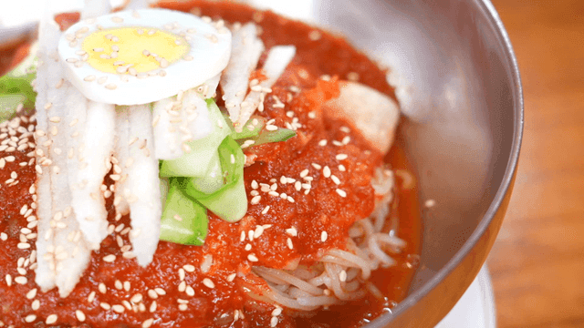 Spicy bibim wheat noodles with topings