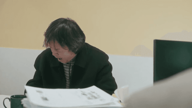 Man talking to someone with an angry face