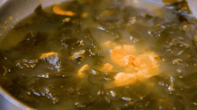 성게가 들어간 미역국