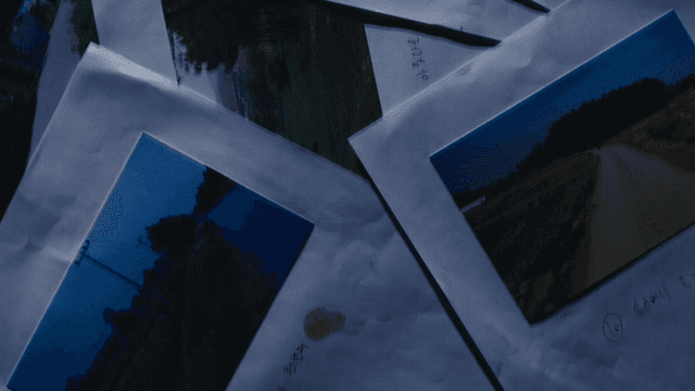 Evidence items with mark on table