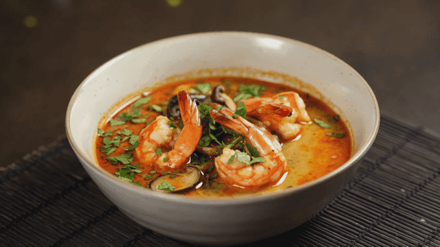 Rich Tom Yum Goong with shrimp