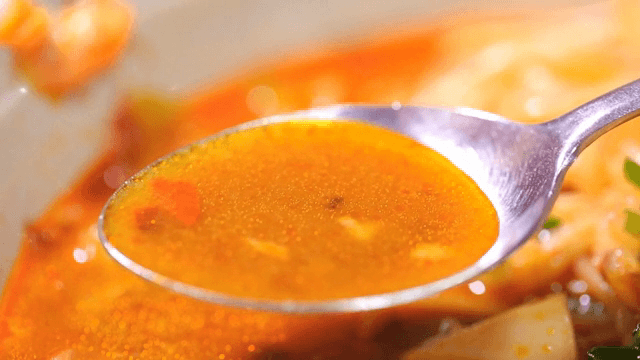 매운 짬뽕 한 숟가락