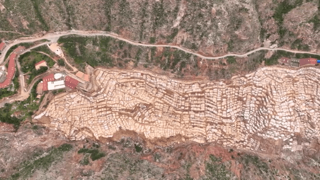 산악 지역의 계단식 소금밭