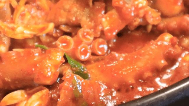 Spicy stir-fried octopus with vegetables